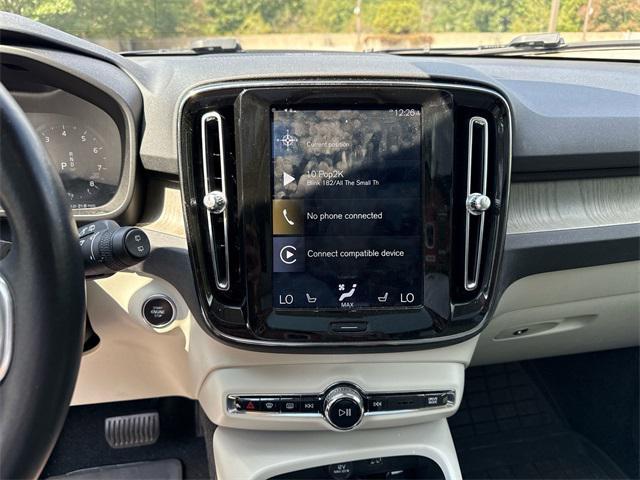 used 2019 Volvo XC40 car, priced at $26,171