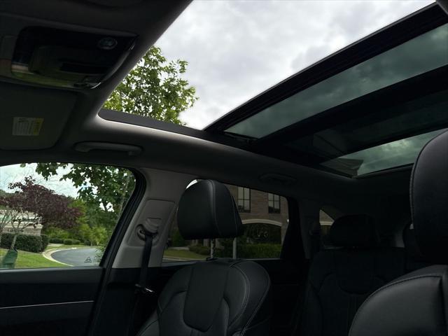 used 2023 Kia Sorento car, priced at $28,409