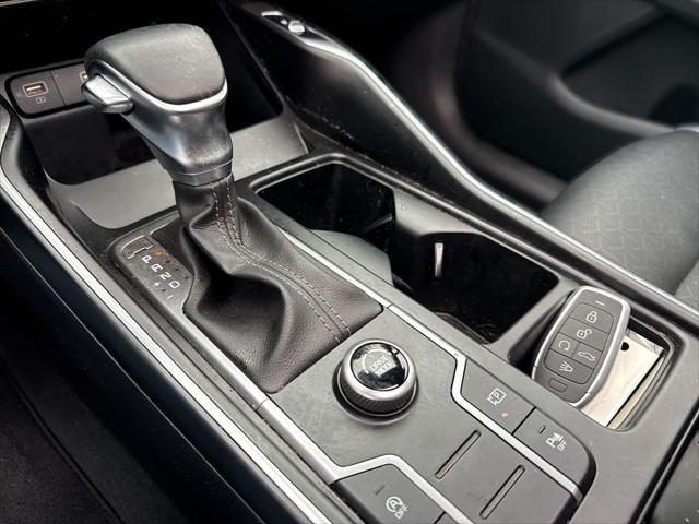 used 2023 Kia Sorento car, priced at $28,409