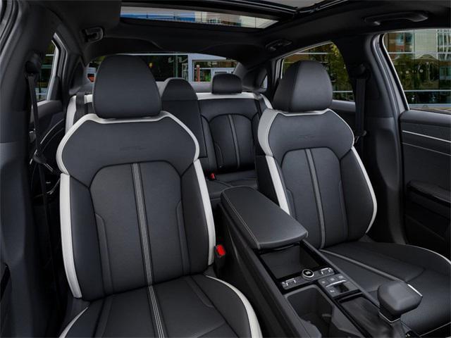 new 2025 Kia K5 car, priced at $30,923