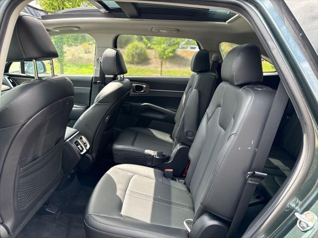 used 2022 Kia Sorento car, priced at $29,691