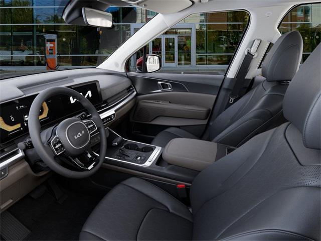 new 2025 Kia Carnival car, priced at $39,758