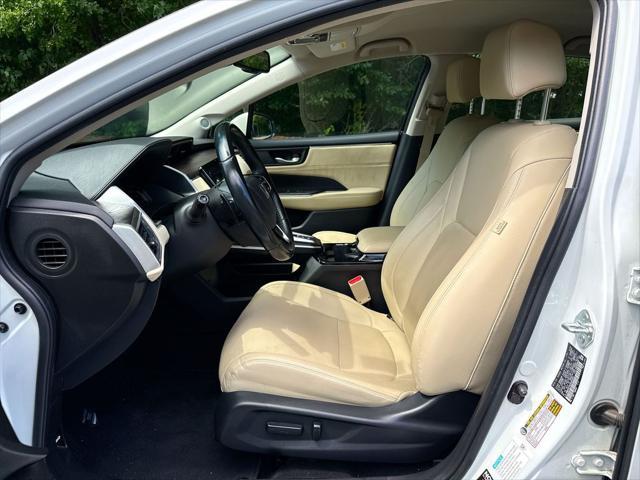 used 2018 Honda Clarity Plug-In Hybrid car, priced at $19,826