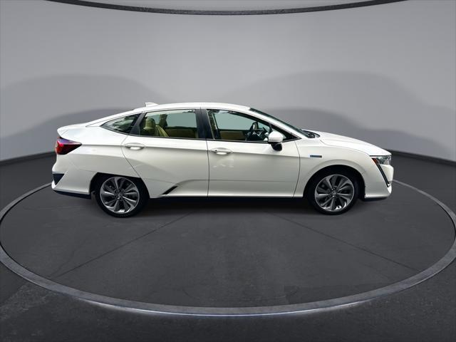 used 2018 Honda Clarity Plug-In Hybrid car, priced at $19,826