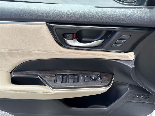 used 2018 Honda Clarity Plug-In Hybrid car, priced at $19,826