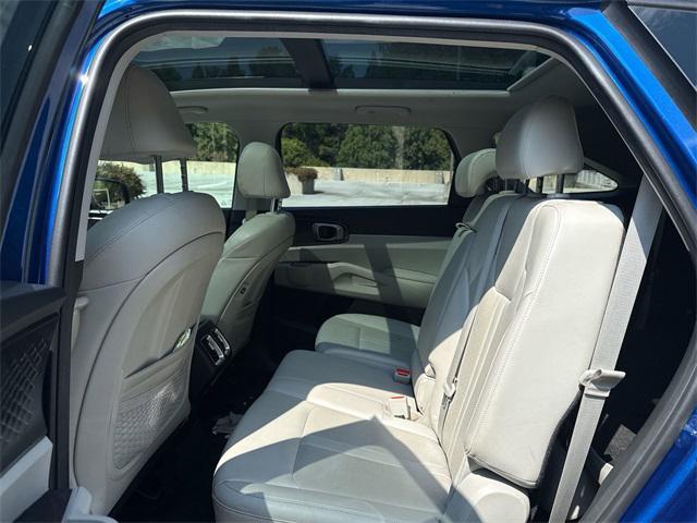 used 2023 Kia Sorento car, priced at $27,984