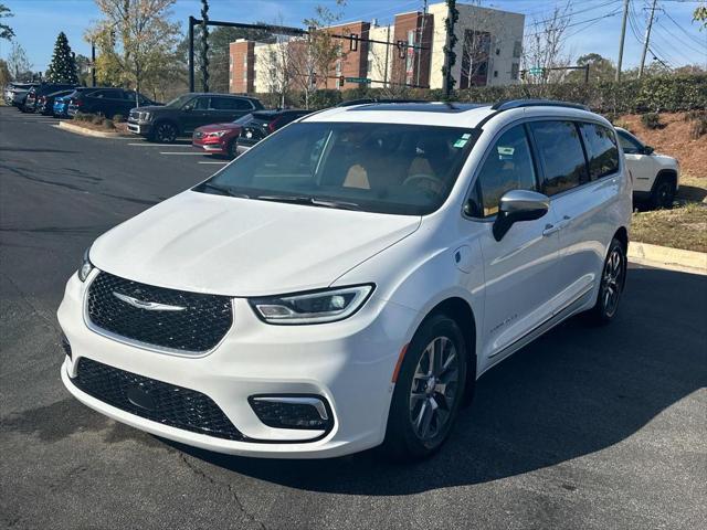 used 2023 Chrysler Pacifica car, priced at $43,820