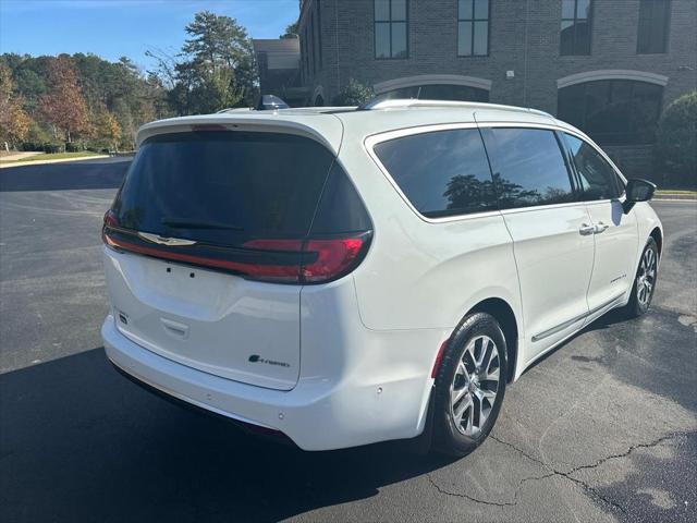 used 2023 Chrysler Pacifica car, priced at $43,820