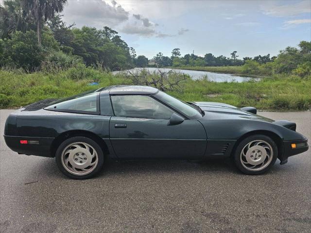 used 1995 Chevrolet Corvette car, priced at $10,750