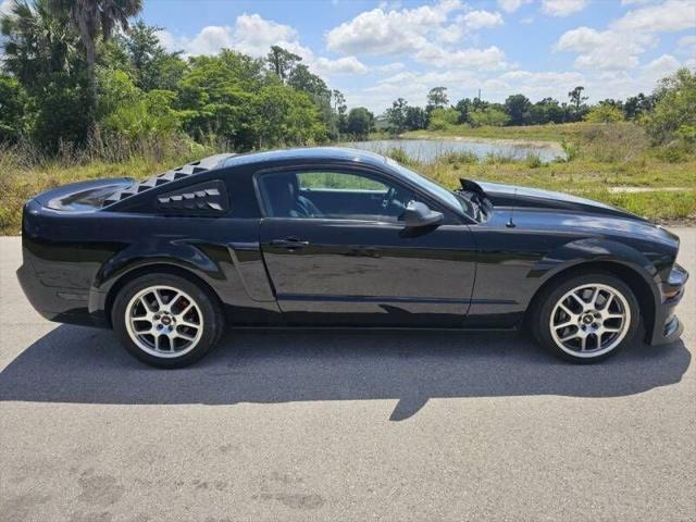 used 2007 Ford Mustang car, priced at $15,550