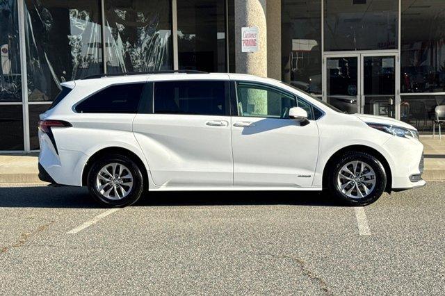 used 2021 Toyota Sienna car, priced at $29,900