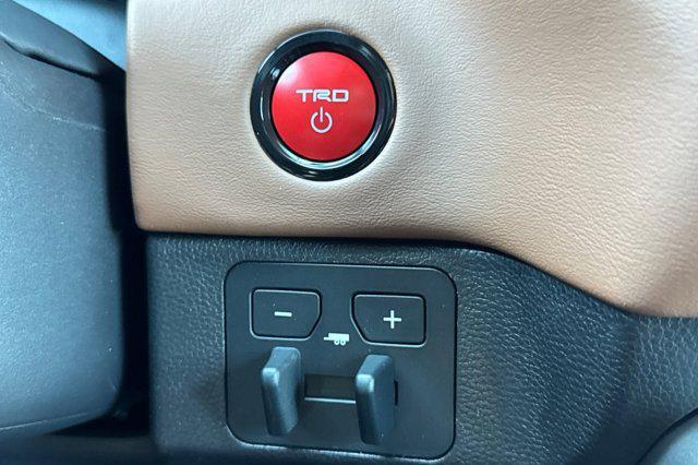 new 2025 Toyota Tundra Hybrid car, priced at $79,998