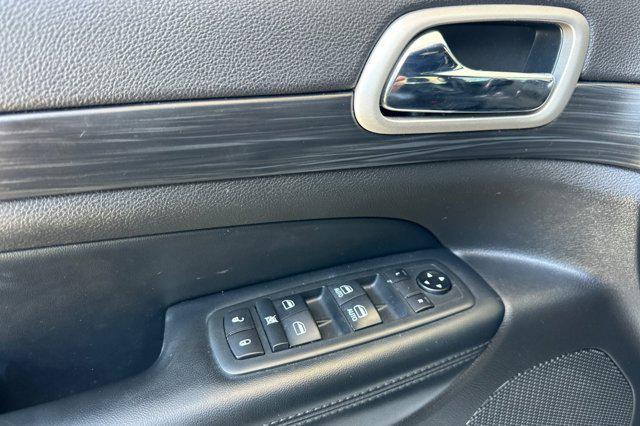 used 2020 Jeep Grand Cherokee car, priced at $18,300