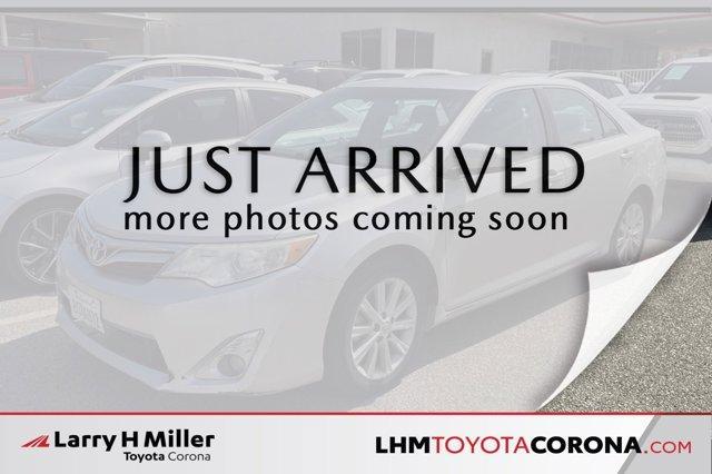 used 2014 Toyota Camry Hybrid car, priced at $11,800