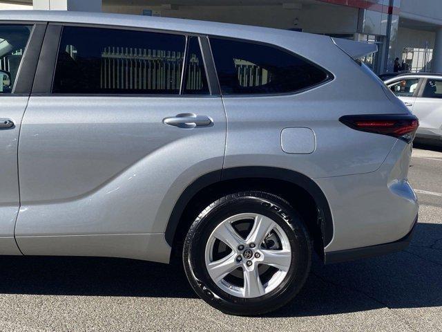 used 2024 Toyota Highlander car, priced at $38,993