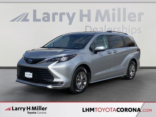 used 2024 Toyota Sienna car, priced at $46,262