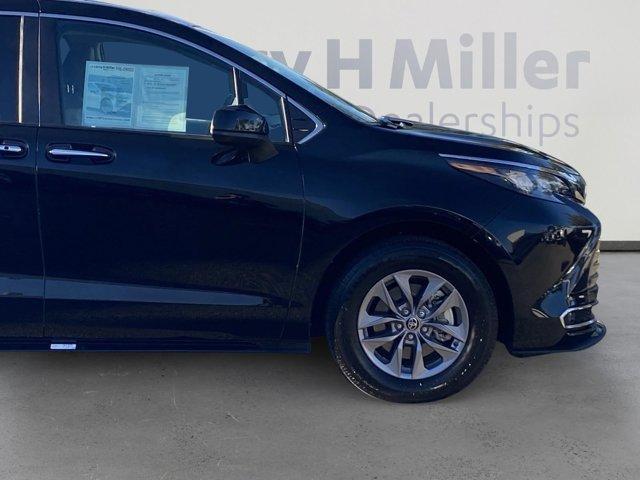 used 2024 Toyota Sienna car, priced at $51,991