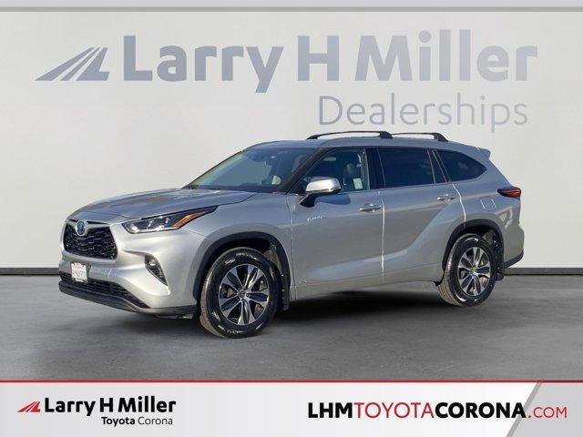 used 2021 Toyota Highlander Hybrid car, priced at $35,992