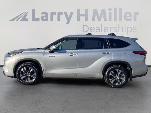 used 2021 Toyota Highlander Hybrid car, priced at $35,992