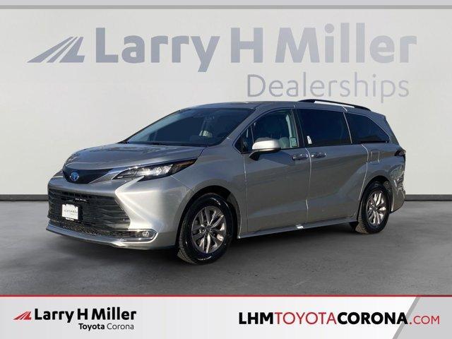 used 2024 Toyota Sienna car, priced at $48,991