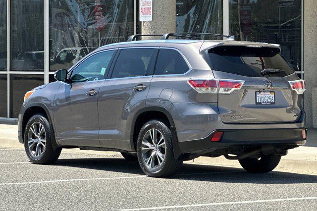 used 2016 Toyota Highlander car, priced at $18,263