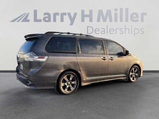 used 2017 Toyota Sienna car, priced at $22,994