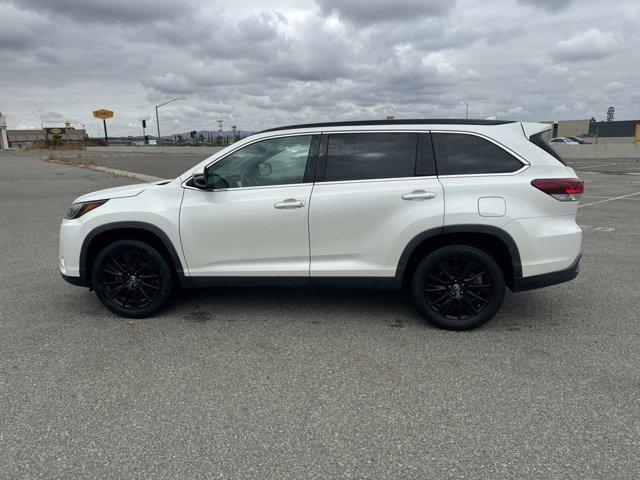 used 2019 Toyota Highlander car, priced at $23,718