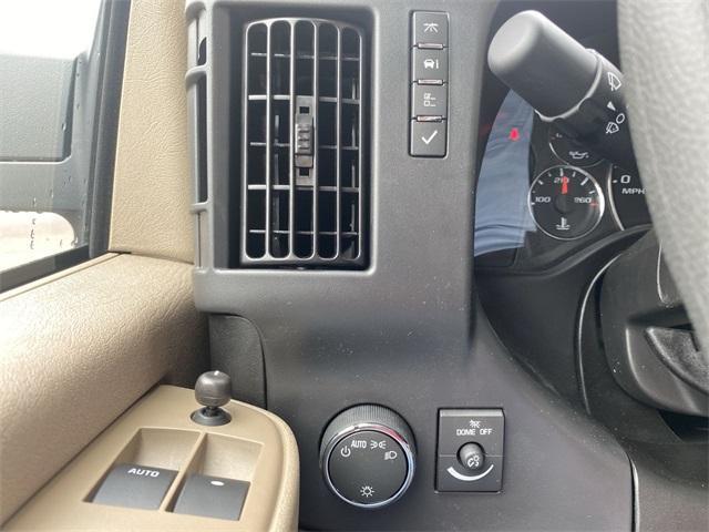 new 2025 GMC Savana 2500 car, priced at $46,275