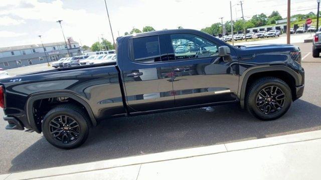 new 2024 GMC Sierra 1500 car, priced at $51,090