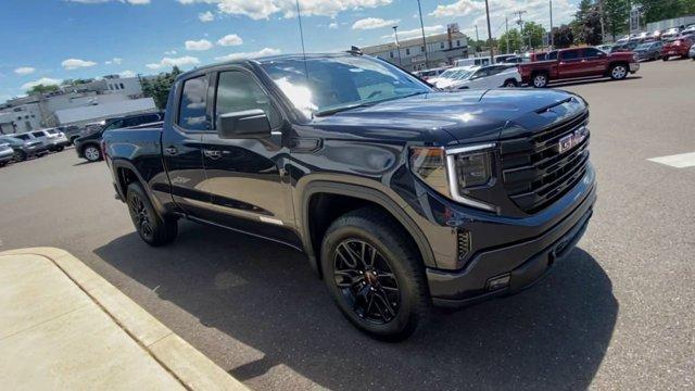 new 2024 GMC Sierra 1500 car, priced at $51,090