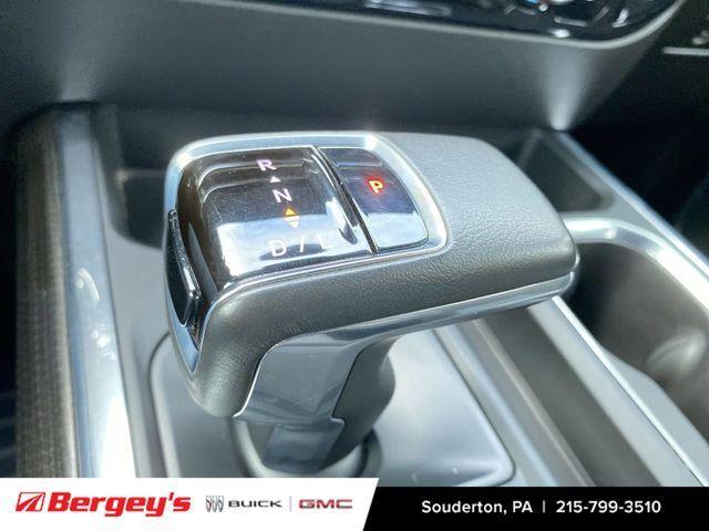 used 2022 Chevrolet Silverado 1500 car, priced at $39,395