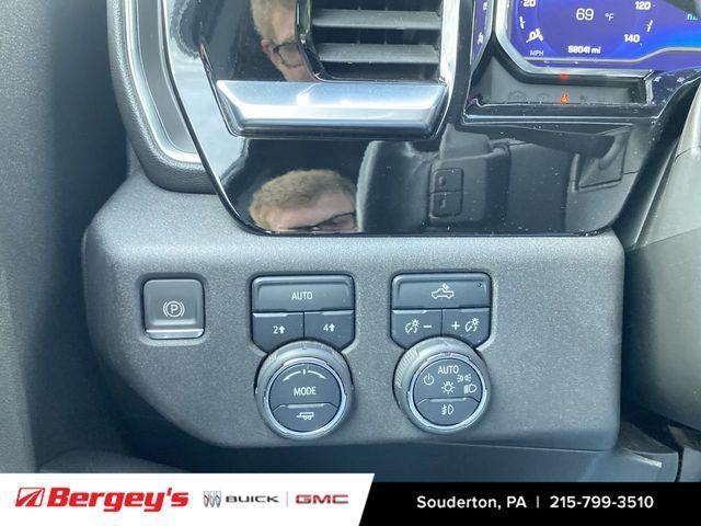 used 2022 Chevrolet Silverado 1500 car, priced at $39,395