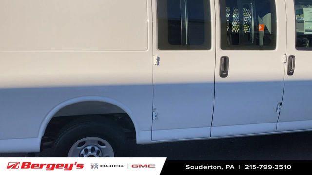 new 2025 GMC Savana 2500 car, priced at $42,693