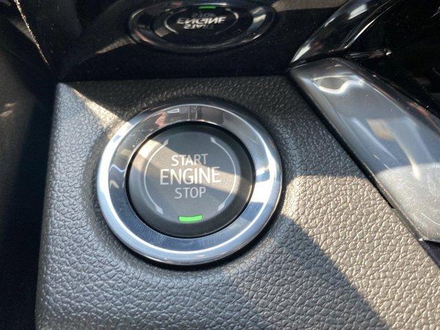 new 2025 Buick Envista car, priced at $30,545