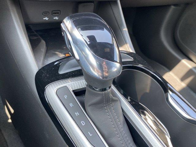 new 2025 Buick Envista car, priced at $30,545