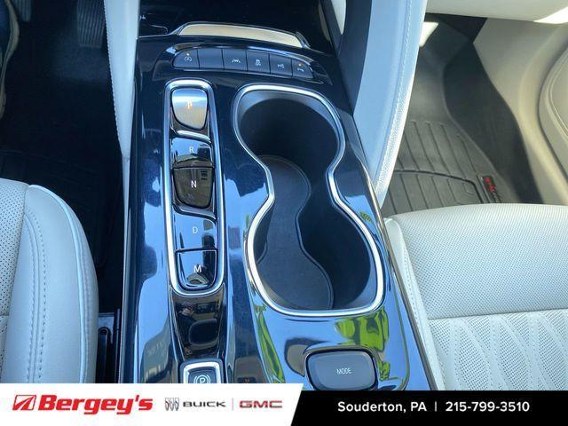 used 2022 Buick Envision car, priced at $31,395