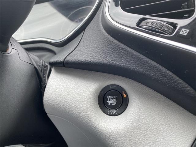 used 2019 Jeep Cherokee car, priced at $18,995