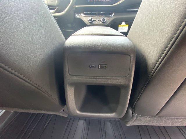 new 2025 Buick Envista car, priced at $27,875