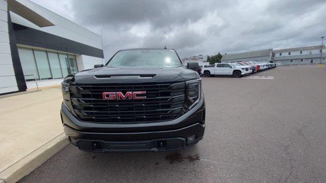 new 2025 GMC Sierra 1500 car, priced at $56,580