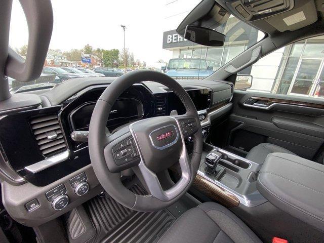 new 2025 GMC Sierra 1500 car, priced at $56,580