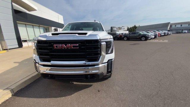 new 2025 GMC Sierra 2500 car, priced at $55,640