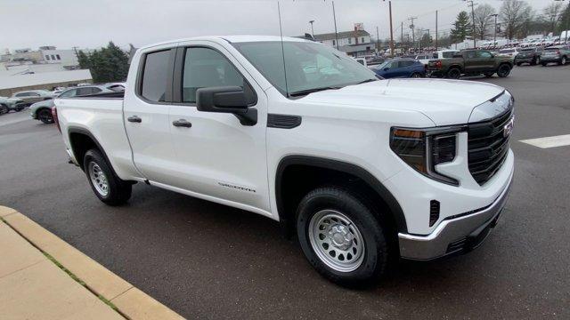 new 2025 GMC Sierra 1500 car, priced at $46,640