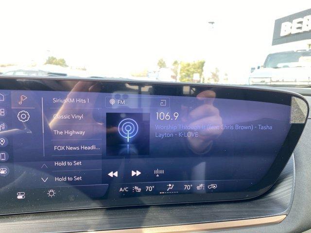 new 2025 Buick Envision car, priced at $42,335