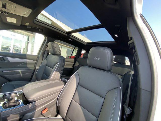 new 2026 Buick Enclave car, priced at $55,476