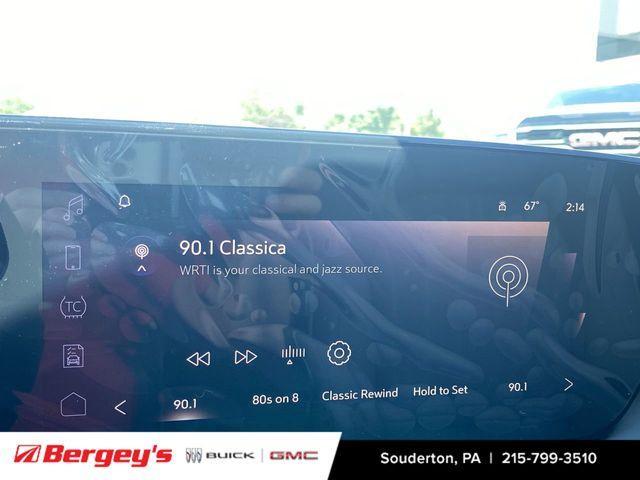 new 2025 Buick Envista car, priced at $29,335