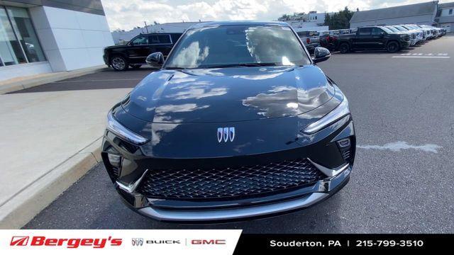 new 2025 Buick Envista car, priced at $29,335