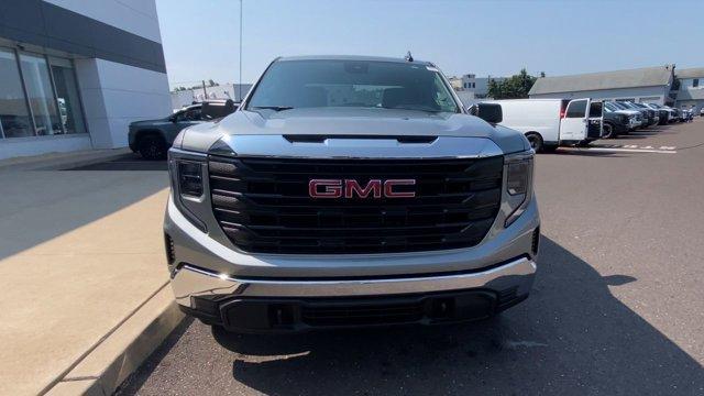 new 2025 GMC Sierra 1500 car, priced at $42,895