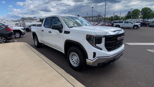 new 2025 GMC Sierra 1500 car, priced at $43,945