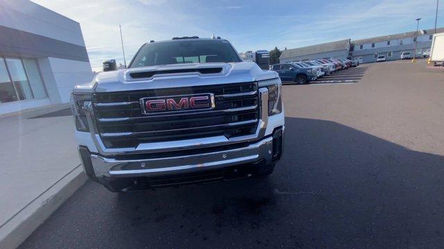 new 2025 GMC Sierra 2500 car, priced at $75,355