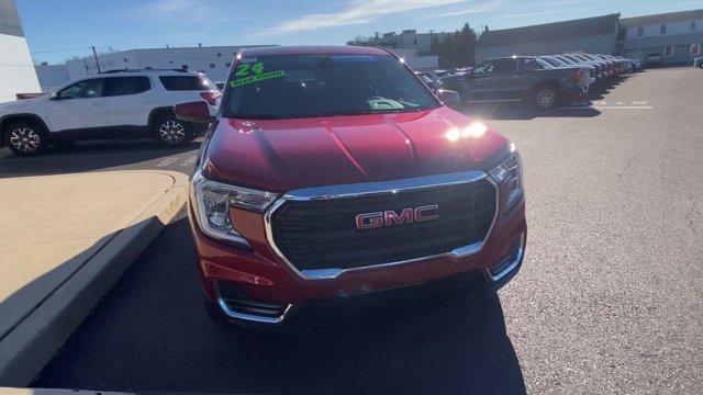 used 2024 GMC Terrain car, priced at $27,295